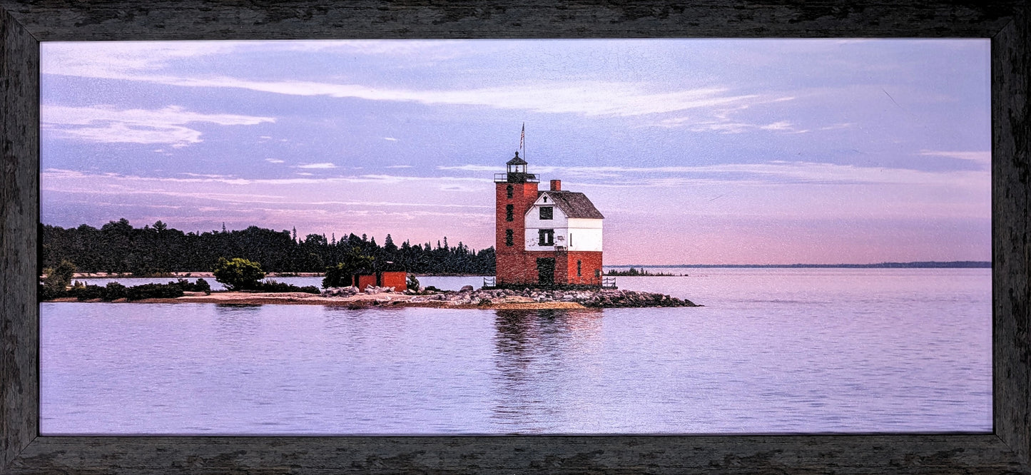 Round Island Lighthouse – Vintage Wall Art