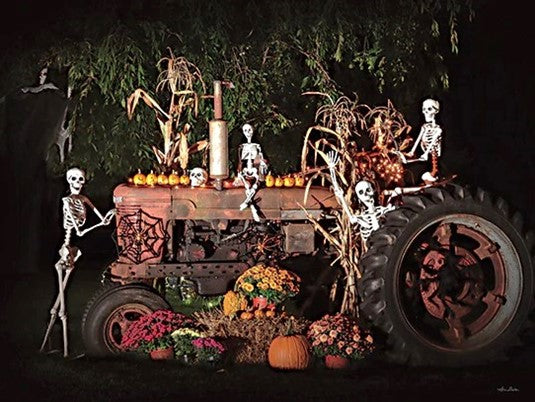 HAYRIDE TONIGHT (HALLOWEEN TRACTOR)