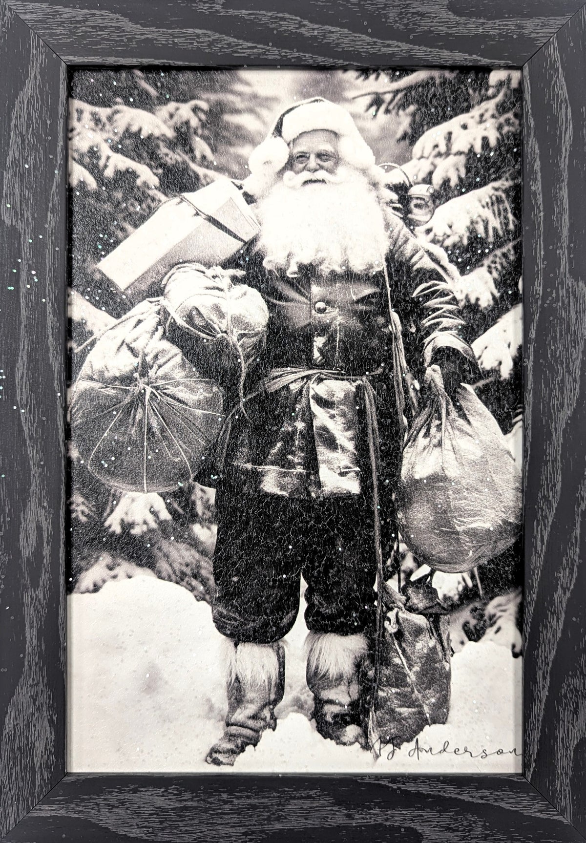 Santa V – Christmas Wall Art